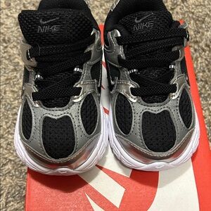 Nike Kids Black and Silver Athletic Sneakers